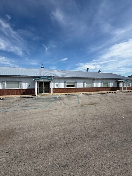 More Photos Of 509 Willin Way, Mount Sterling Office For Lease