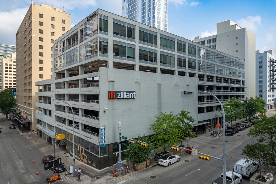 More Photos Of 720 Brazos St, Austin Office For Lease