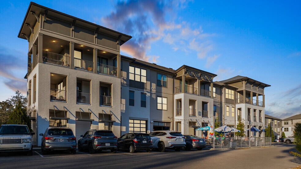 More Photos Of 2501 Bienville Blvd, Ocean Springs Apartments For Sale