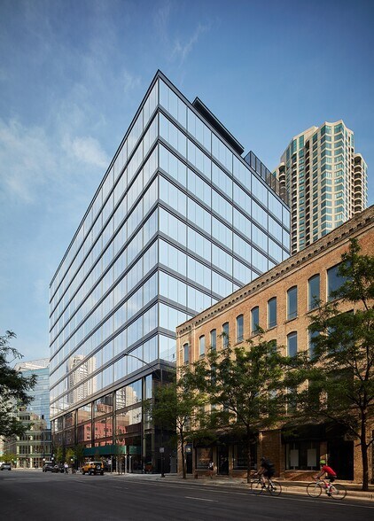 More Photos Of 448 N LaSalle Dr, Chicago Office For Lease