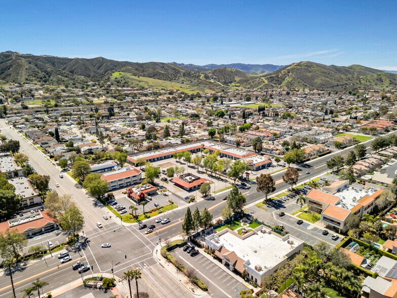 More Photos Of 5710-5772 E Los Angeles Ave, Simi Valley Storefront For Lease