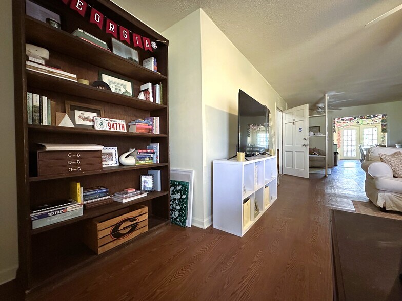 More Photos Of 350 S Pope St, Athens Multifamily For Sale