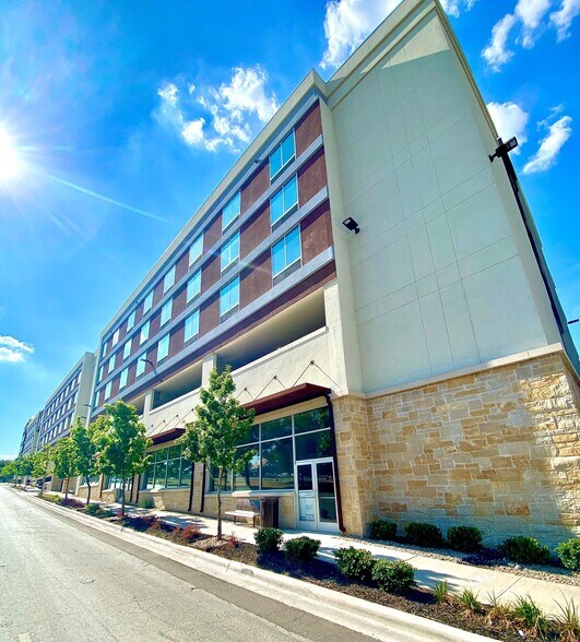 More Photos Of 3008 W Lancaster Ave, Fort Worth Storefront Retail Residential For Lease