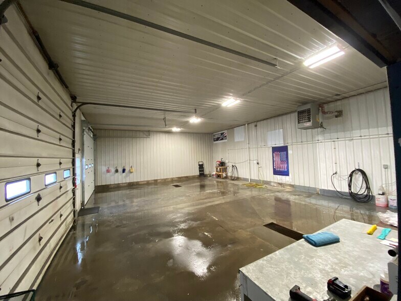 More Photos Of 1436-1438 Military Tpke, Plattsburgh Auto Repair For Sale