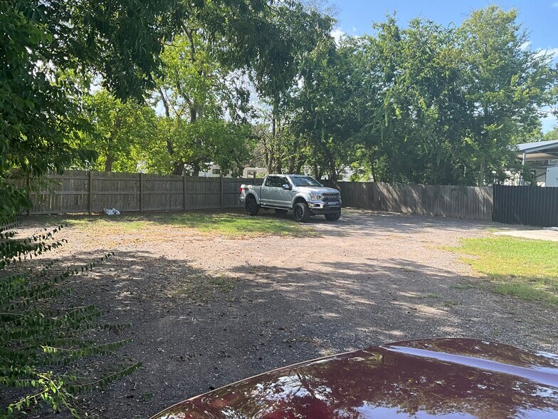 More Photos Of 21095 FM 362 Rd, Waller Flex For Sale