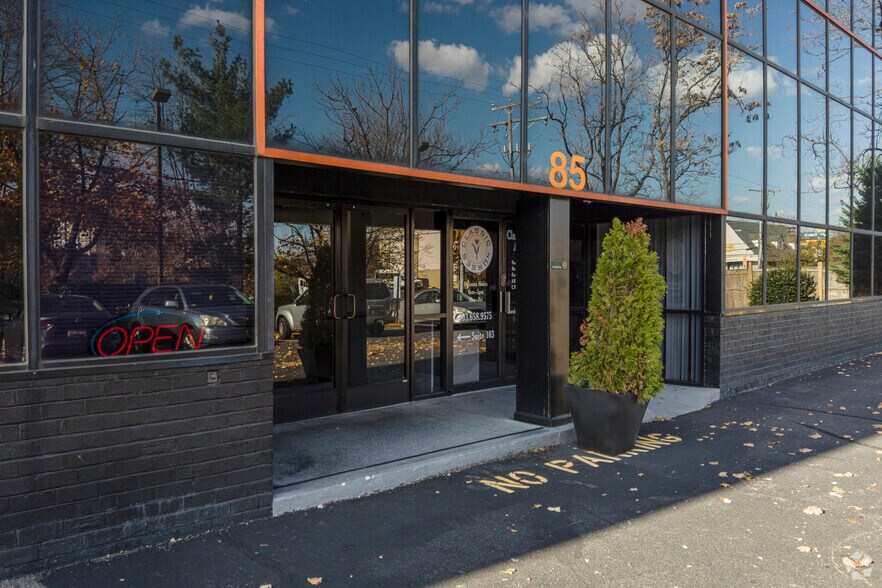 More Photos Of 85 S Bragg St, Alexandria Office For Lease