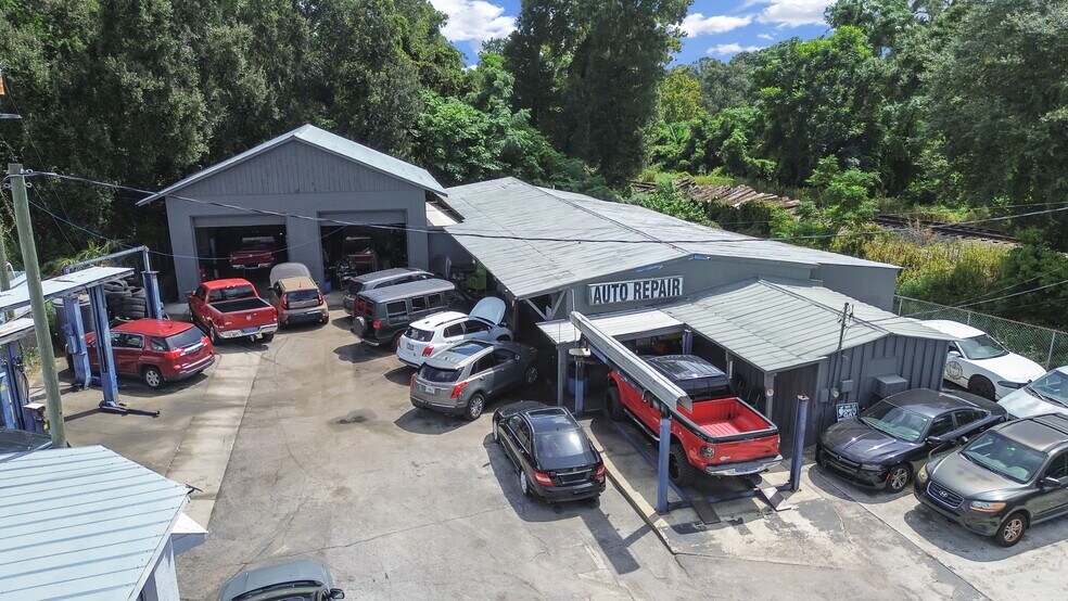 More Photos Of 1814 S Parsons Ave, Seffner Auto Dealership For Sale