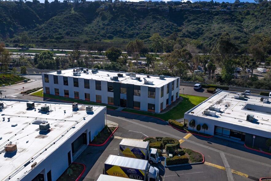 More Photos Of 4901-4907 Morena Blvd, San Diego Unknown For Lease