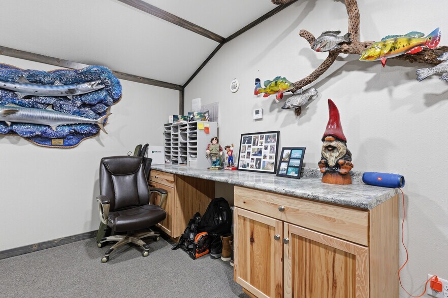 More Photos Of 11700 Sturgis Rd, Summerset Warehouse For Sale