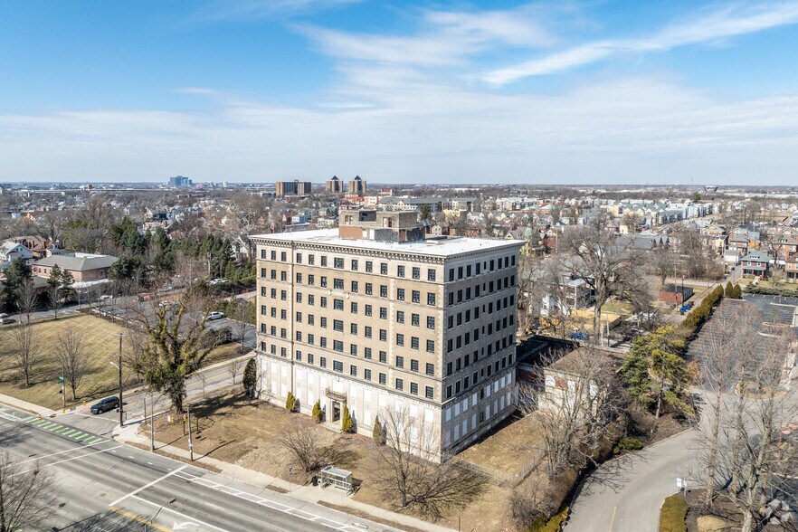 More Photos Of 1312 E Broad St, Columbus Apartments For Sale