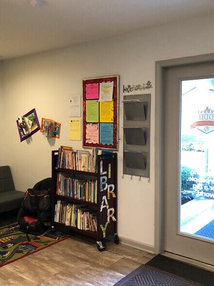 More Photos Of 777 E 86th St, Indianapolis Office Residential For Lease