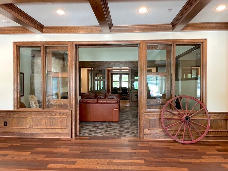 More Photos Of 6190 Virginia Pky, McKinney Medical For Lease