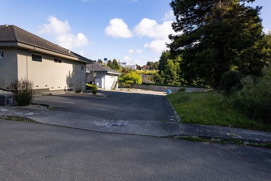 More Photos Of 0 23rd st, Eureka Land For Sale