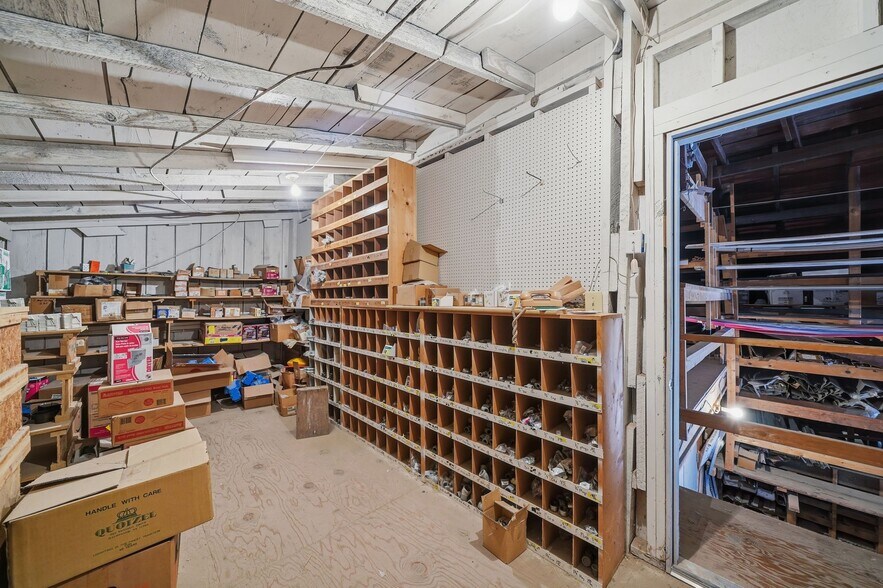 More Photos Of , Valparaiso Unknown For Sale