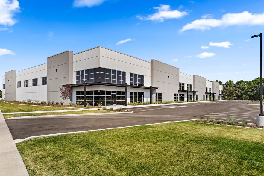 More Photos Of 626 W Stockman Way, Ogden Distribution For Lease