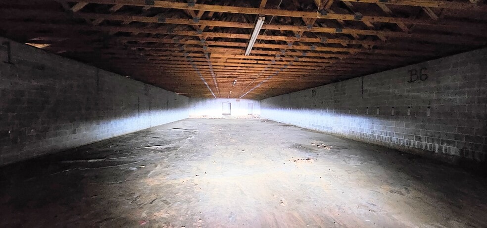 More Photos Of 3405 Historic Highway 17, Martin Light Manufacturing For Sale