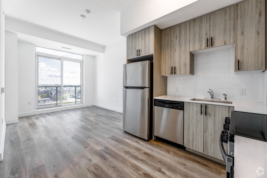 More Photos Of 2475 Old Bronte Rd, Oakville Apartments For Lease