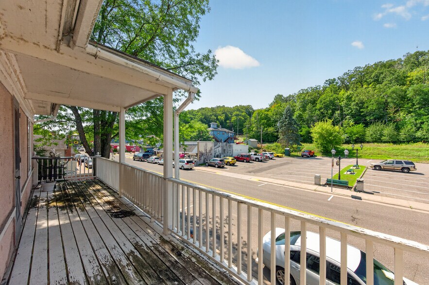 More Photos Of 418 Bench St, Taylors Falls Freestanding For Sale