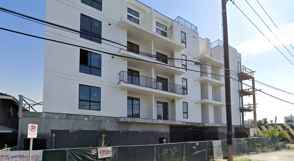 More Photos Of 11436 Hatteras St, North Hollywood Apartments For Lease
