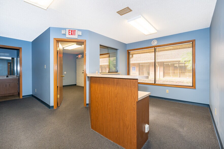 More Photos Of 13330 W Colonial Dr, Winter Garden Medical For Lease
