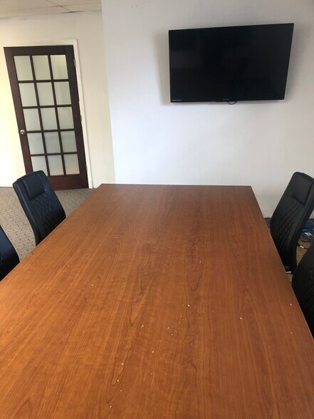More Photos Of 2273 Barataria Blvd, Marrero Loft Creative Space For Lease