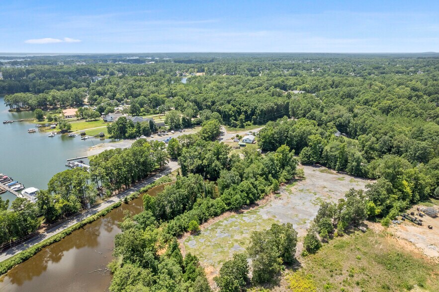 More Photos Of 317 Shadowood Dr, Irmo Flex For Sale