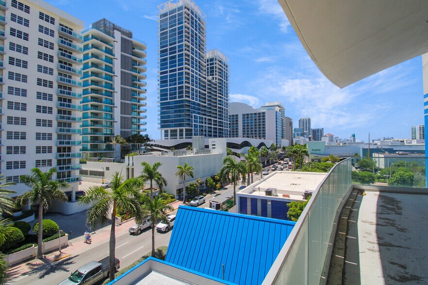 More Photos Of 6936 Collins Ave, Miami Beach Loft Creative Space For Lease