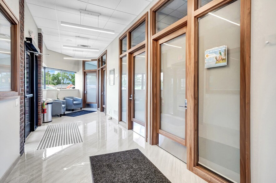 More Photos Of 1710 E 12 Mile Rd, Royal Oak Coworking Space