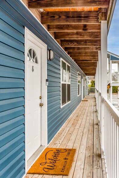 More Photos Of 2111 Pretty Lake Ave, Norfolk Apartments For Sale