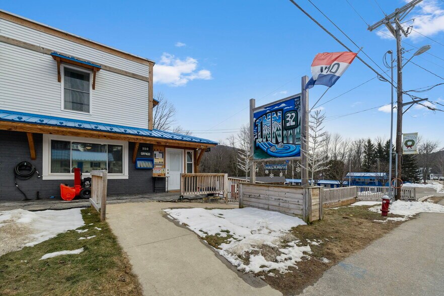 More Photos Of 180 Main St, North Woodstock Hotel For Sale