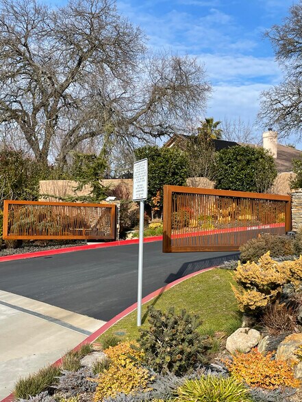 More Photos Of 8505 Berg St, Granite Bay Unknown For Lease