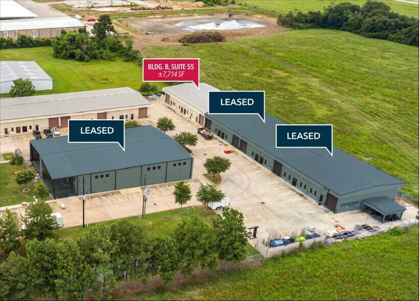 More Photos Of 701 S Persimmon St, Tomball Warehouse For Lease