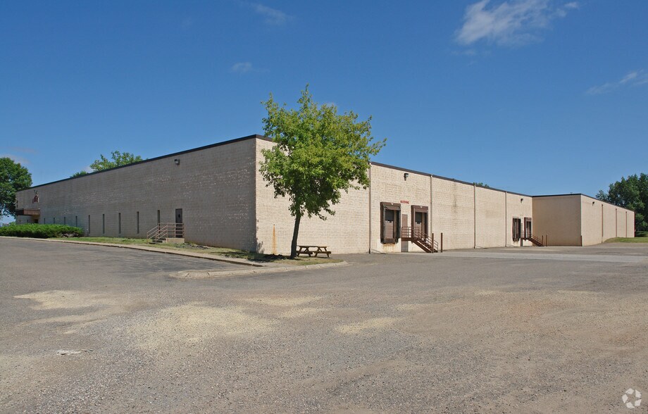 Primary Photo Of 2790 N Ranchview Ln, Plymouth Warehouse For Sale