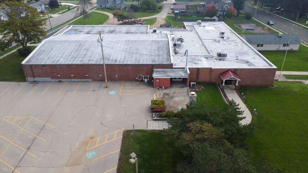 More Photos Of 520 E Holum St, Deforest Schools For Sale