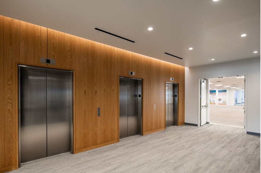 More Photos Of 20022 N 31st Ave, Phoenix Office For Lease