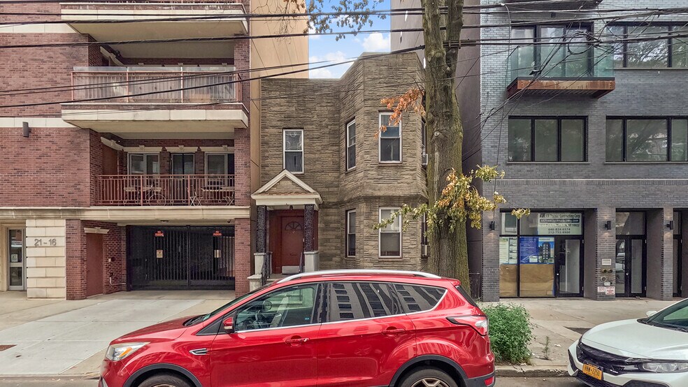 More Photos Of 21-12 31st ave, Astoria Apartments For Sale