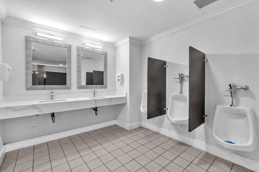 More Photos Of 511 SE 5th Ave, Fort Lauderdale Apartments For Sale