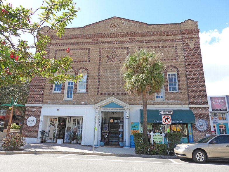 More Photos Of 319 Brevard Ave, Cocoa Storefront Retail Office For Lease
