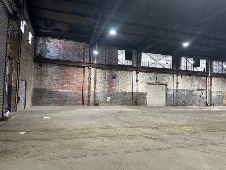 More Photos Of 2901-2927 N 20th St, Philadelphia Warehouse For Lease