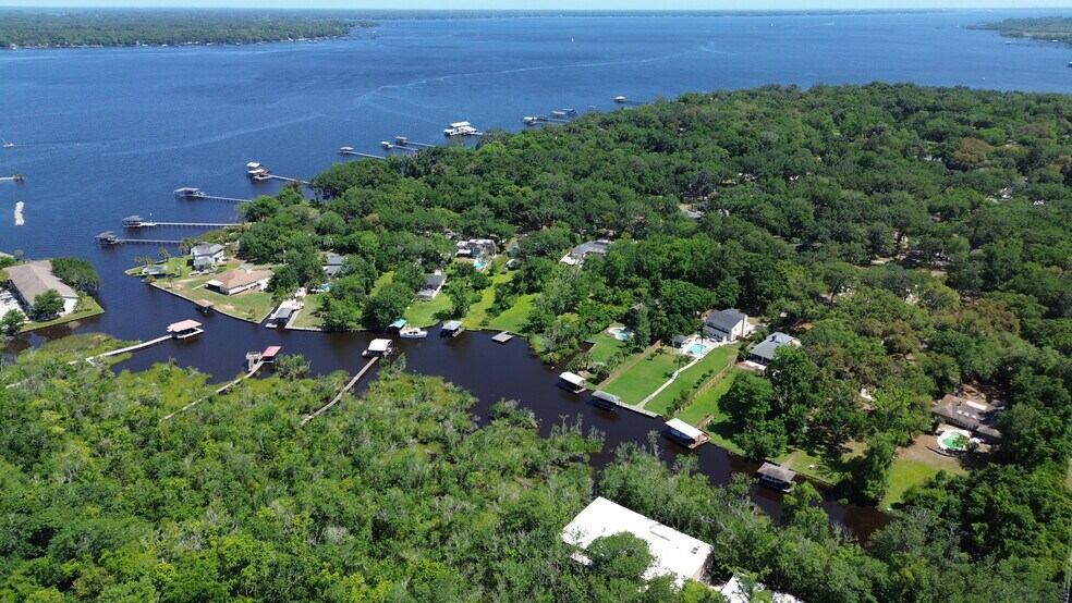 More Photos Of 2301 Park Ave, Orange Park Medical For Lease