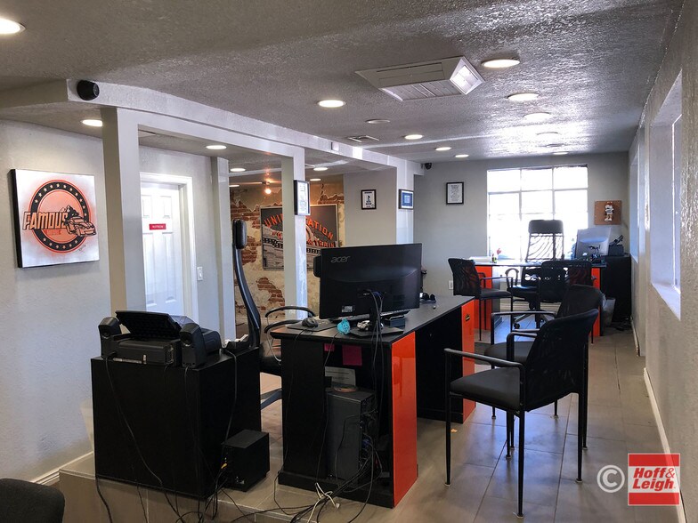 More Photos Of 2373 S Broadway, Denver Auto Dealership For Lease