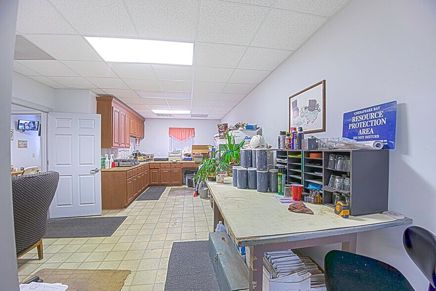 More Photos Of 10310 Memory Ln, Chesterfield Office For Sale