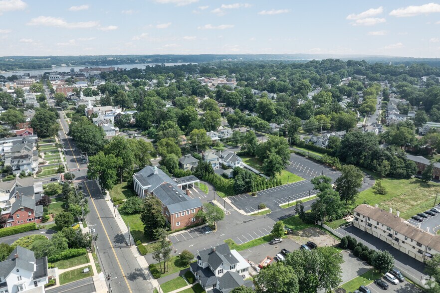 More Photos Of 303 Broad St, Red Bank Specialty For Lease