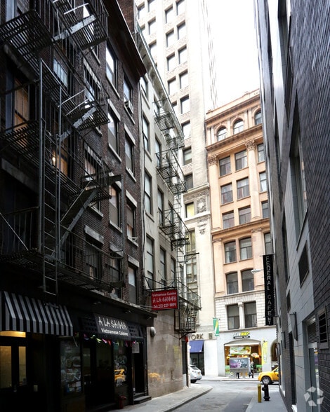 More Photos Of 16-18 Maiden Ln, New York Office For Lease