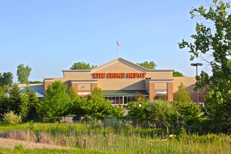 More Photos Of 8200-8760 Twenty Six Mile Rd, Shelby Township Unknown For Lease
