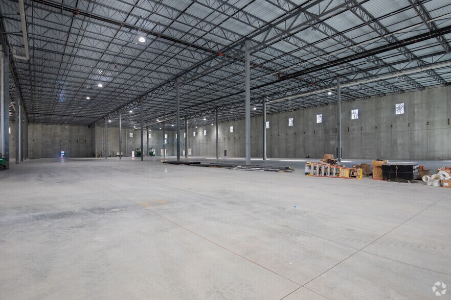 Primary Photo Of 53 Ramsey Rd, Shirley Warehouse For Lease