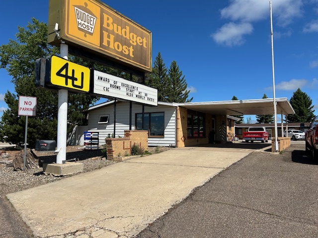 Primary Photo Of 704 Highway 12 W, Bowman Hotel For Sale