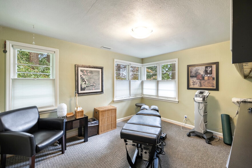 More Photos Of 7303 SW Beaverton Hillsdale Hwy, Portland Medical For Sale