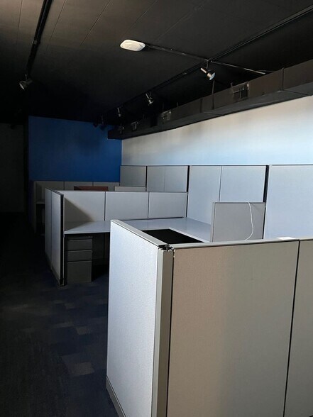 More Photos Of 5642 N 2nd St, Loves Park Office For Lease