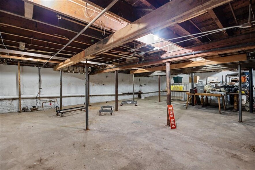 More Photos Of 2792 Pawtucket Ave, East Providence Restaurant For Sale